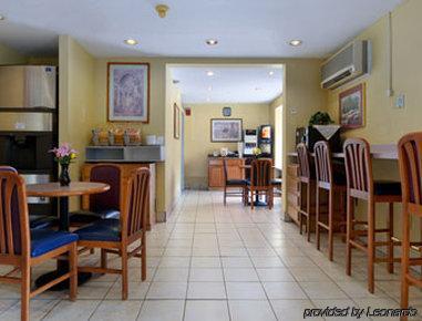 Best Western Buffalo Inn & Suites Williamsville Restaurant photo